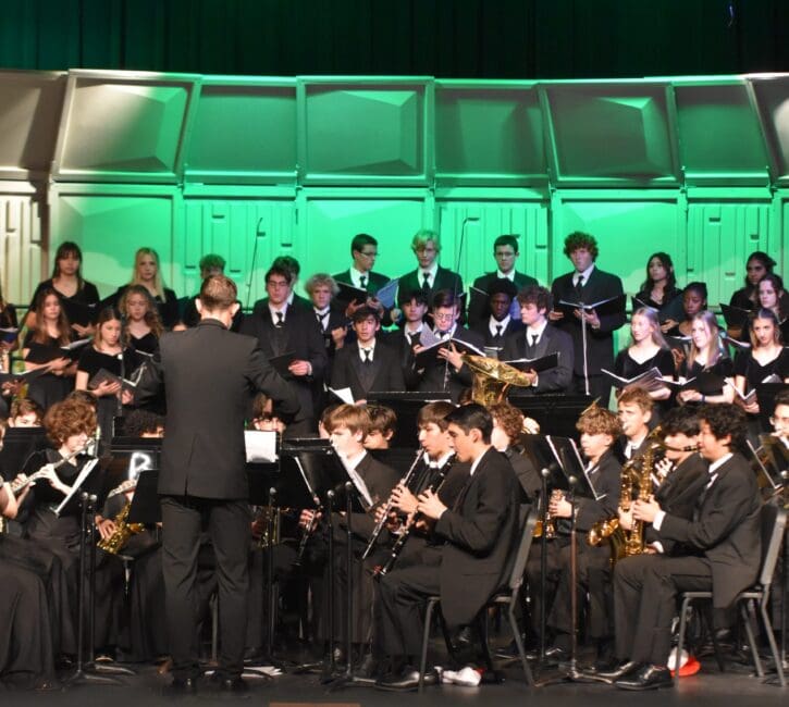 https://www.brentwoodchristian.org/wp-content/uploads/2024/04/12-7-23-HS-Christmas-Fine-Arts-Concert-Hager-88-1-scaled-1.jpg